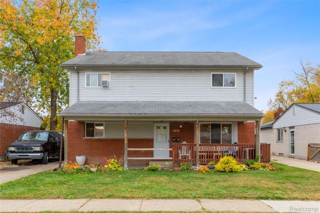 9274 Chamberlain Street, Romulus, MI 48174