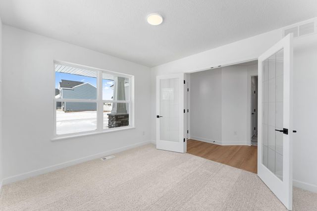 1909 Dogwood Court, Carver, MN 55315