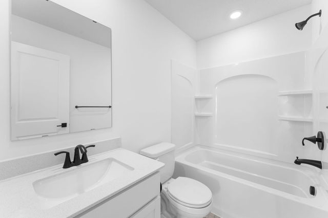 1909 Dogwood Court, Carver, MN 55315