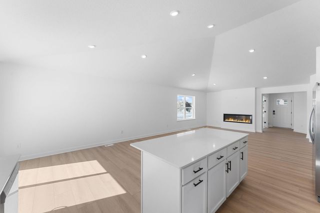 1909 Dogwood Court, Carver, MN 55315