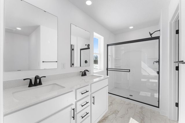 1909 Dogwood Court, Carver, MN 55315