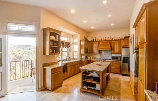 2034 Virazon Drive, La Habra Heights, CA 90631
