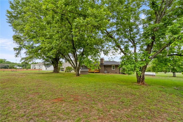 300 Vandiver Road, Anderson, SC 29621
