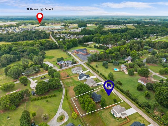 300 Vandiver Road, Anderson, SC 29621