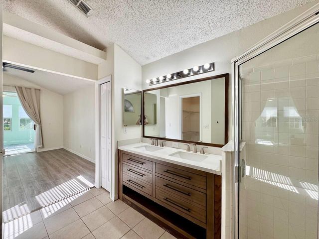 10028 OASIS PALM DRIVE, Tampa, FL 33615