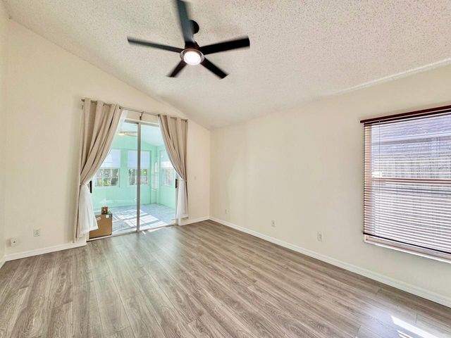 10028 OASIS PALM DRIVE, Tampa, FL 33615