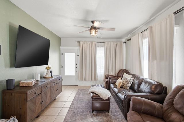 1029 Main St, Newman, CA 95360