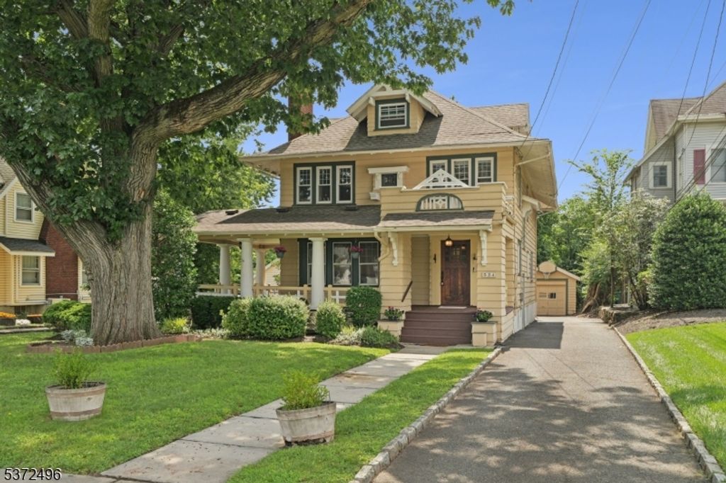 534 E Broad St, Westfield Town, NJ 07090