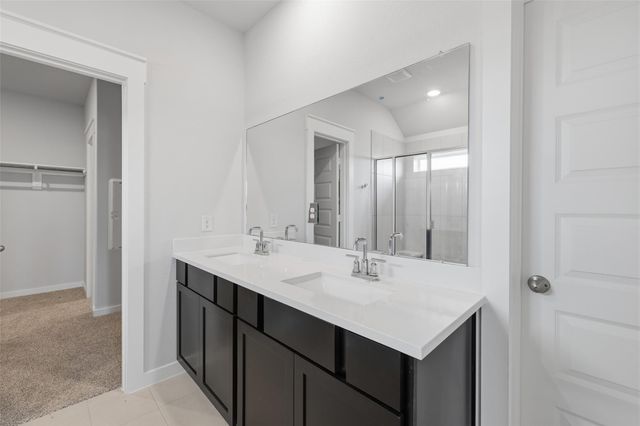 214 Cross Gable Lane, Dayton, TX 77535