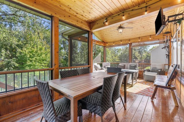 746 Riesgraf Road, Carver, MN 55315
