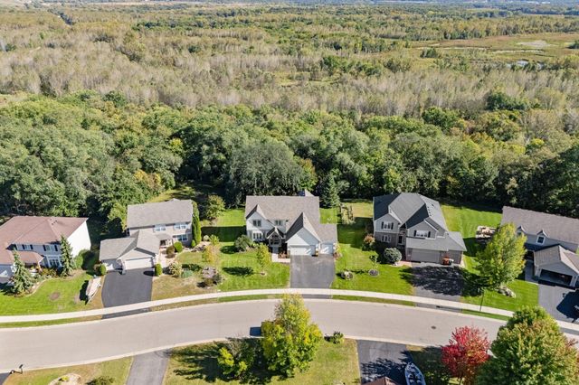746 Riesgraf Road, Carver, MN 55315