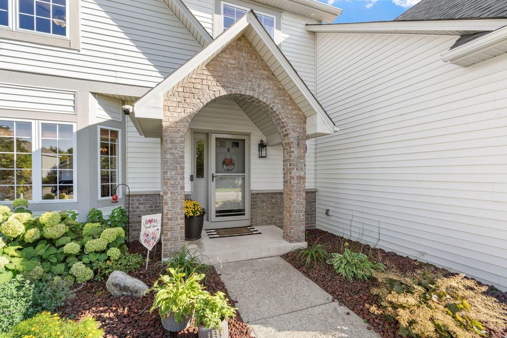 746 Riesgraf Road, Carver, MN 55315 — photo 5