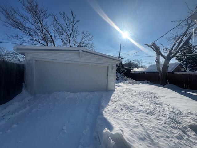 2621 Lincoln ROAD, Kenosha, WI 53143