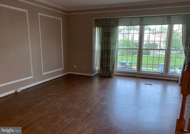 13689 SAINT JOHNS WOOD PL, Herndon, VA 20171