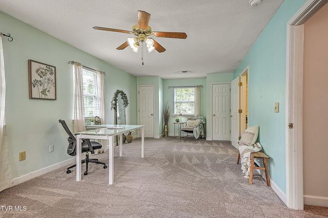 104 Phillip Drew Court, Johnson City, TN 37604