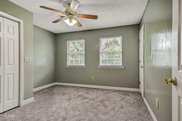 104 Phillip Drew Court, Johnson City, TN 37604