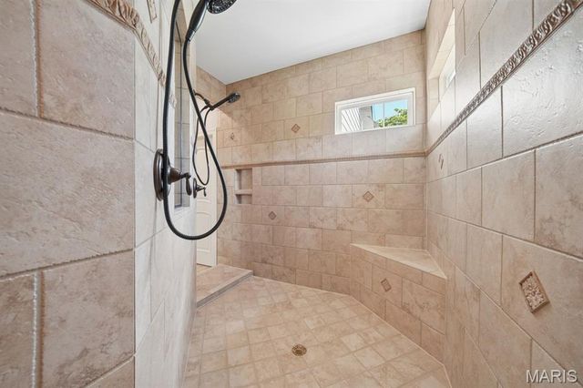 17925 Homestead Bluffs Drive, Wildwood, MO 63005