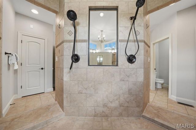 17925 Homestead Bluffs Drive, Wildwood, MO 63005