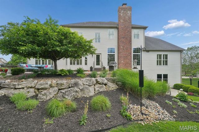 17925 Homestead Bluffs Drive, Wildwood, MO 63005