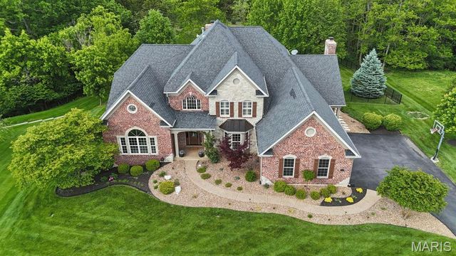 17925 Homestead Bluffs Drive, Wildwood, MO 63005