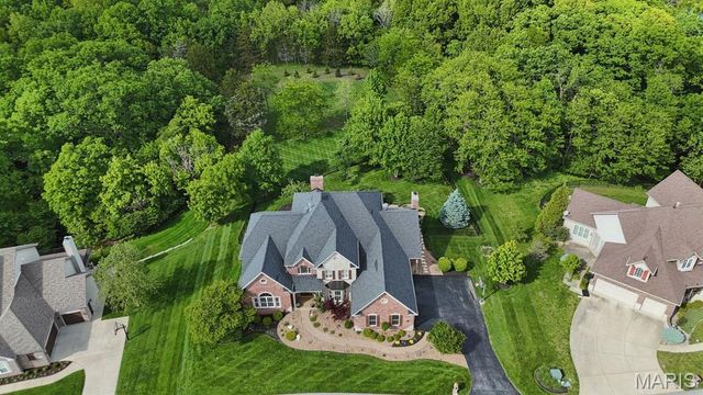 17925 Homestead Bluffs Drive, Wildwood, MO 63005