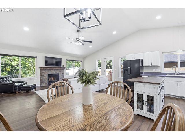 23235 Sw SAINT CHARLES Way, Sherwood, OR 97140