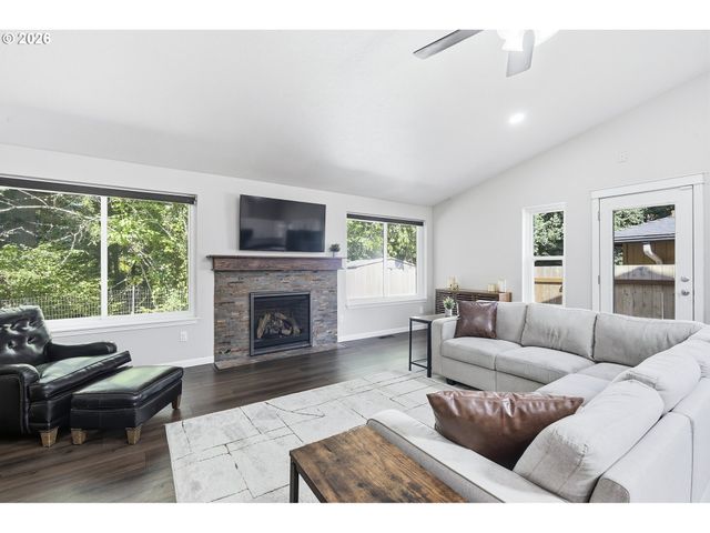 23235 Sw SAINT CHARLES Way, Sherwood, OR 97140