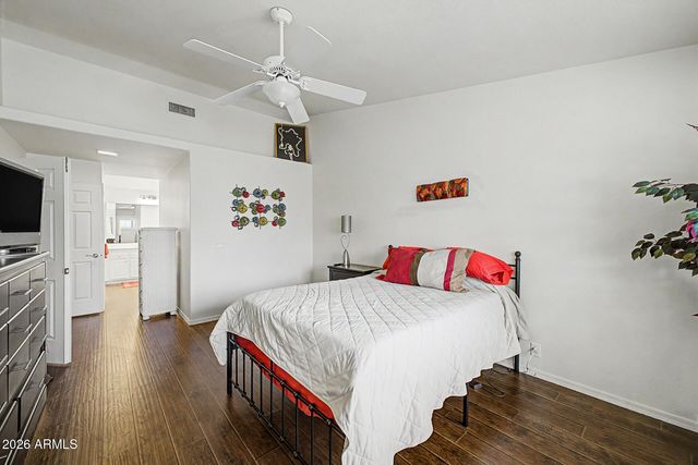 8513 W ORAIBI Drive, Peoria, AZ 85382