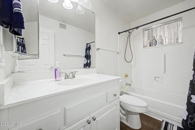 8513 W ORAIBI Drive, Peoria, AZ 85382