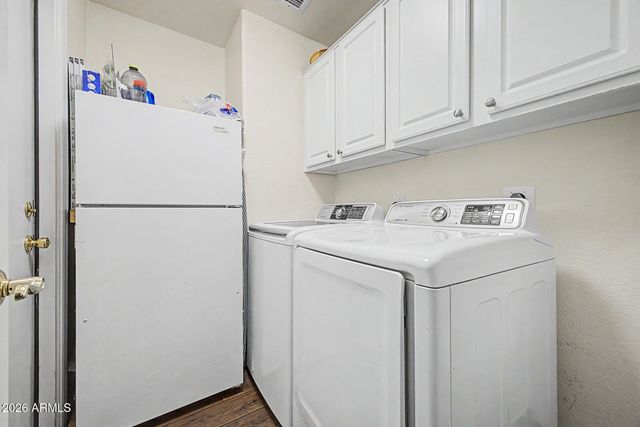 8513 W ORAIBI Drive, Peoria, AZ 85382