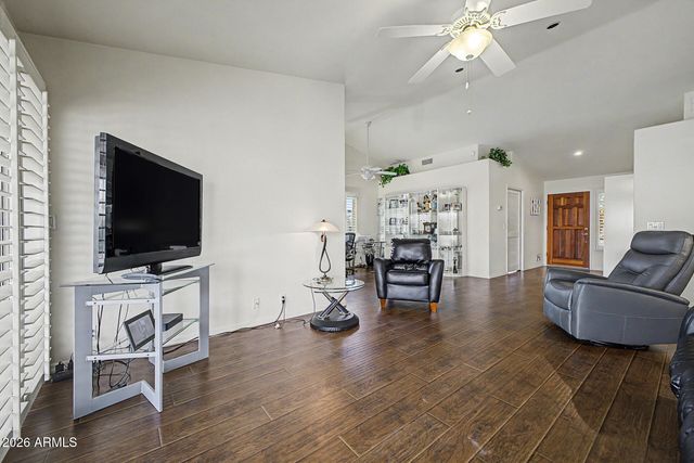 8513 W ORAIBI Drive, Peoria, AZ 85382