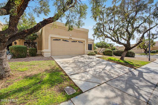 8513 W ORAIBI Drive, Peoria, AZ 85382