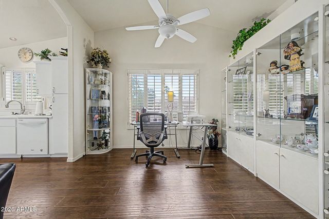 8513 W ORAIBI Drive, Peoria, AZ 85382