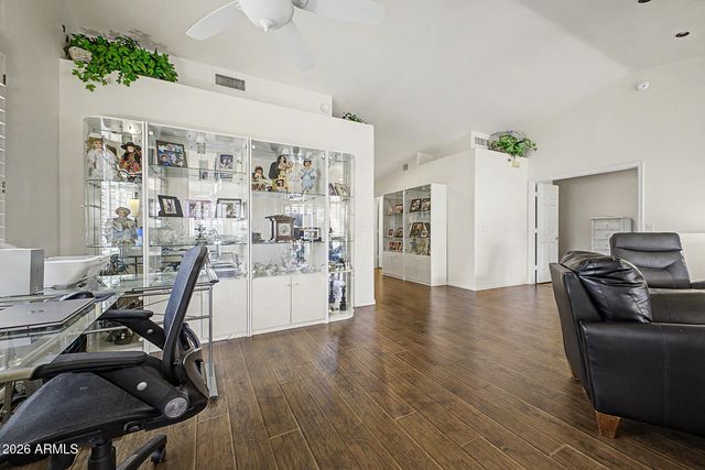 8513 W ORAIBI Drive, Peoria, AZ 85382