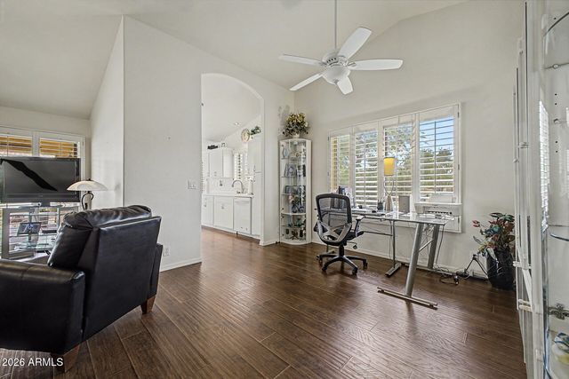 8513 W ORAIBI Drive, Peoria, AZ 85382