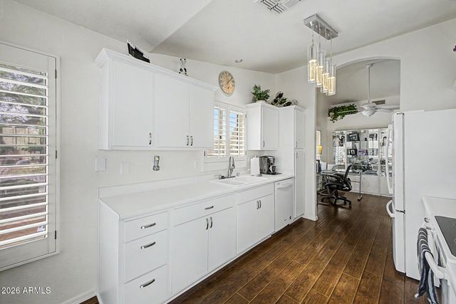 8513 W ORAIBI Drive, Peoria, AZ 85382