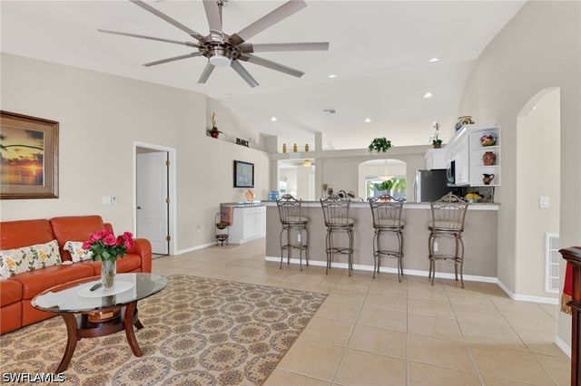 1223 NW 40th PL, Cape Coral, FL 33993