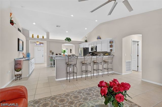 1223 NW 40th PL, Cape Coral, FL 33993