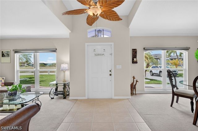 1223 NW 40th PL, Cape Coral, FL 33993