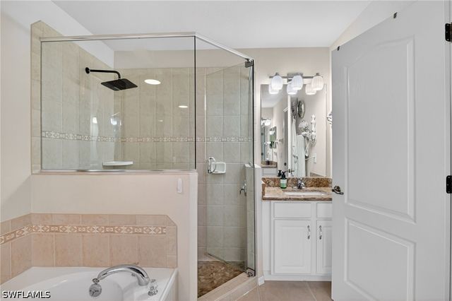 1223 NW 40th PL, Cape Coral, FL 33993