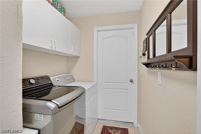 1223 NW 40th PL, Cape Coral, FL 33993