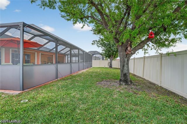 1223 NW 40th PL, Cape Coral, FL 33993