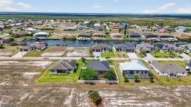 1223 NW 40th PL, Cape Coral, FL 33993