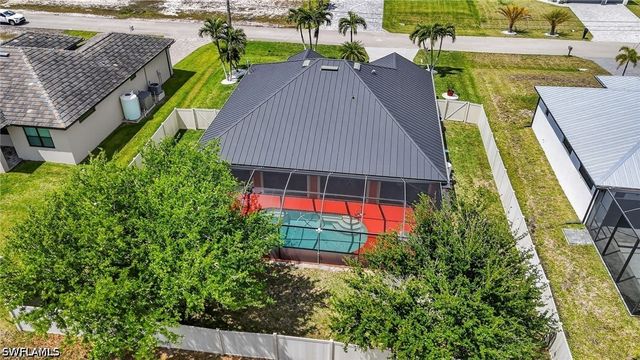 1223 NW 40th PL, Cape Coral, FL 33993