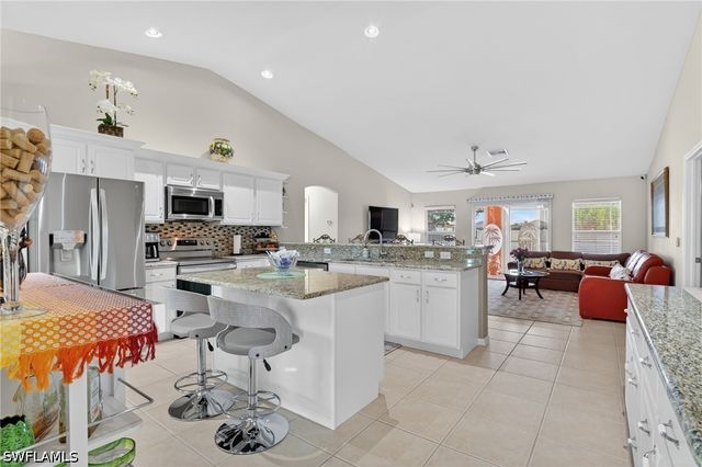 1223 NW 40th PL, Cape Coral, FL 33993