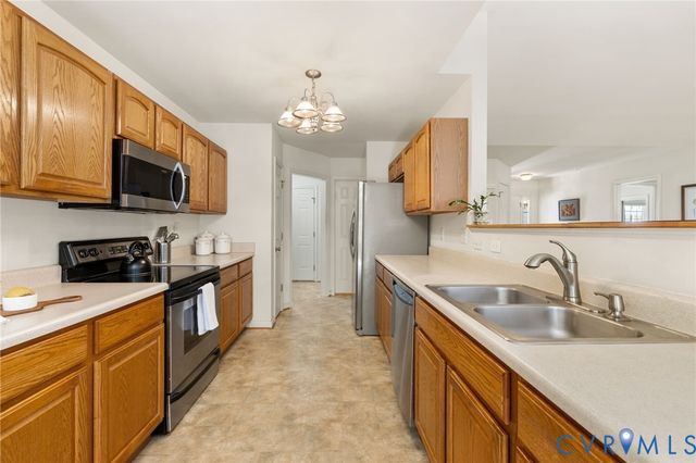 3173 Poplar View Pl, Chester, VA 23831