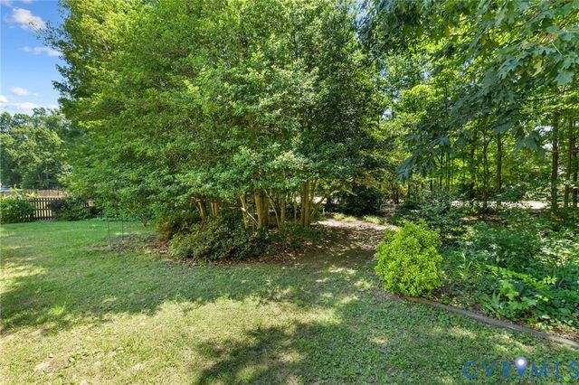 3173 Poplar View Pl, Chester, VA 23831