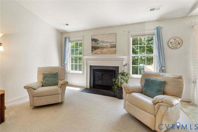 3173 Poplar View Pl, Chester, VA 23831