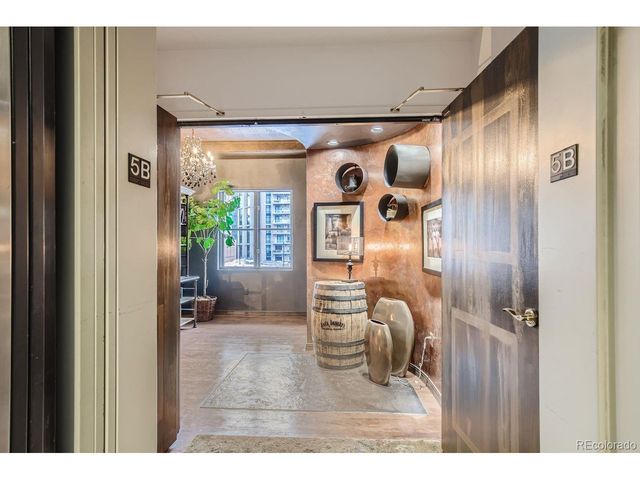 1735 19th St 5B, Denver, CO 80202