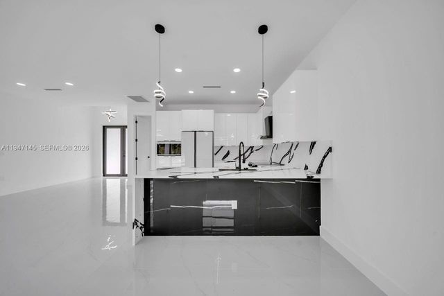 803 Desoto Ave, Lehigh Acres, FL 33972